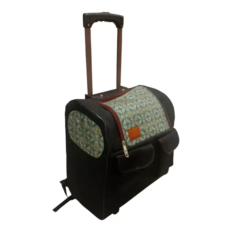 چمدان مسافرتی